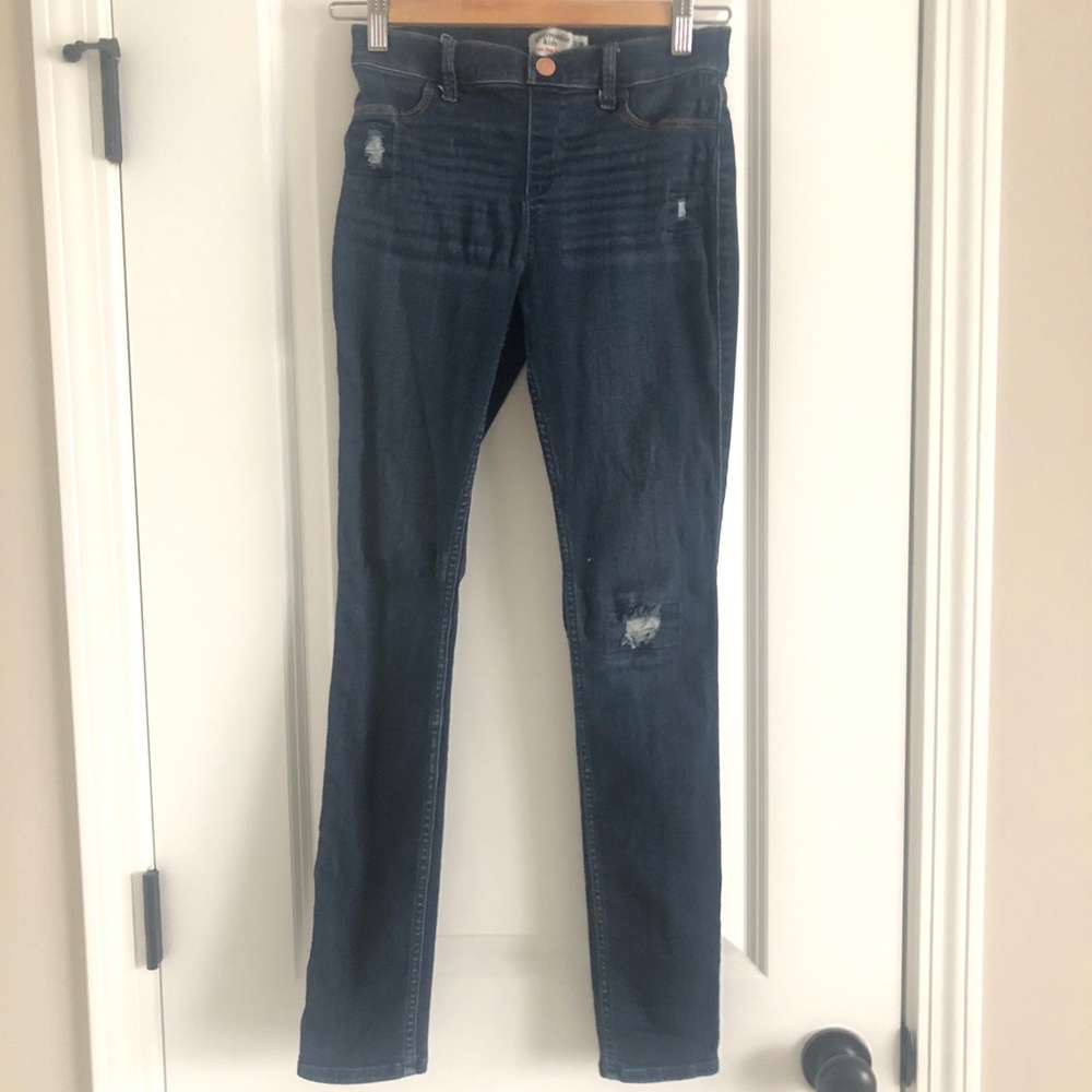 4 pair of Abercrombie girls jeans